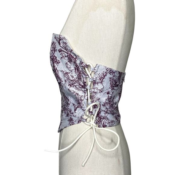 Adorable Floral Embroidery Lace Up Corset Blouse - Picture 6 of 12